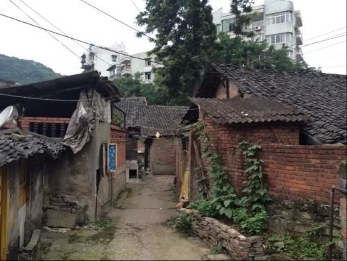 自贡再加把劲~沦为五线城市