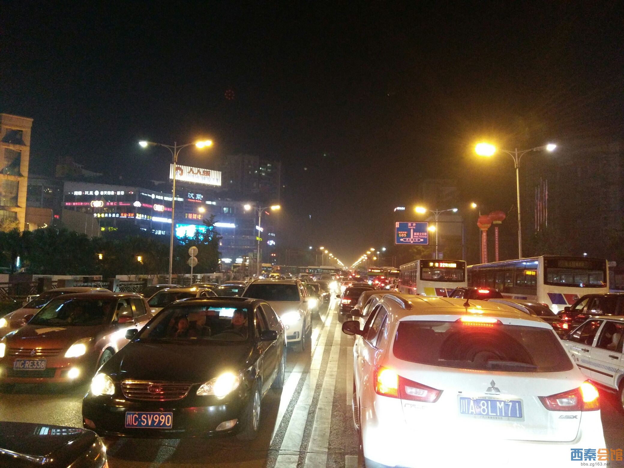 大自贡人人乐十字路口至簸米湾隧道、水雅居大