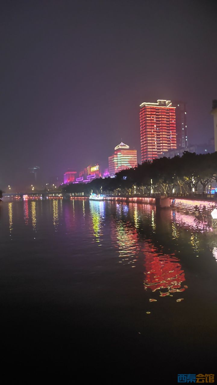 夜游滨江路一路夜景惹人醉