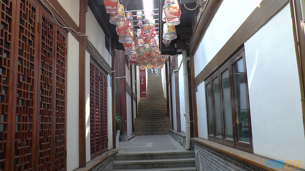 conew_s1570255.jpg