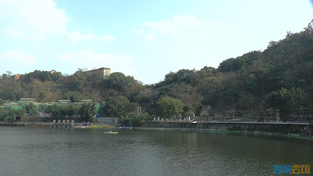 conew_s1570275.jpg