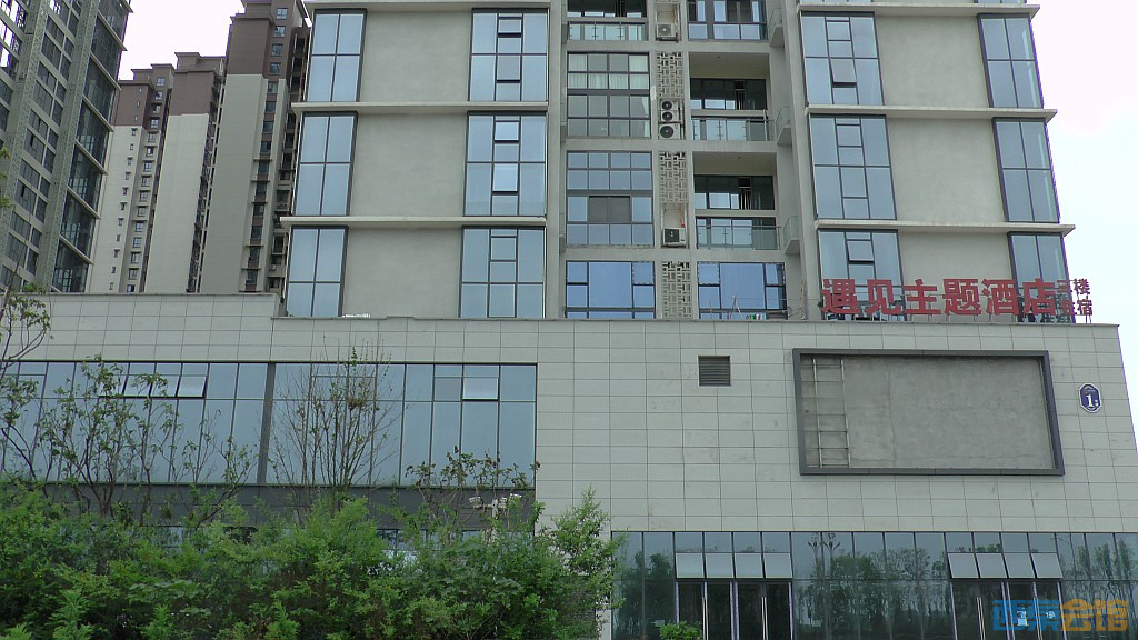 conew_s1570956.jpg
