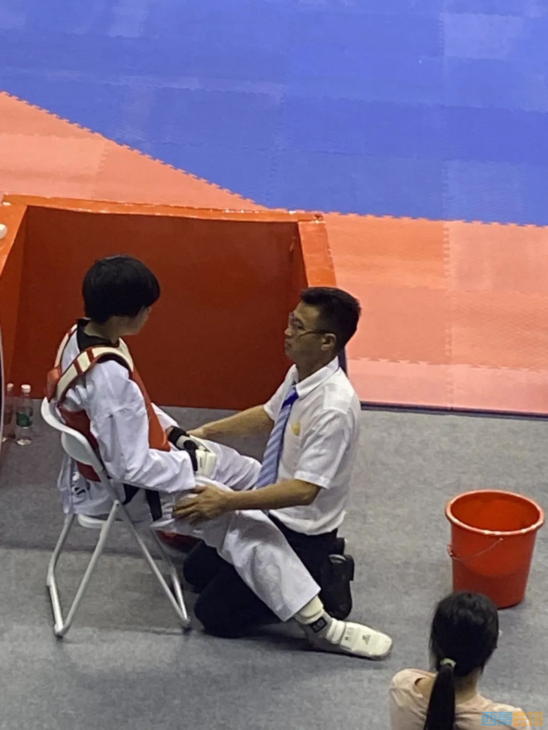01.jpg