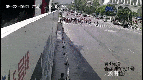 a926195ac84145c080ce1170cd27ee5f.gif