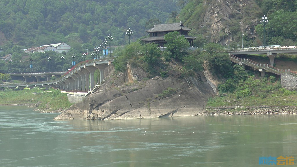 conew_s1650100.jpg