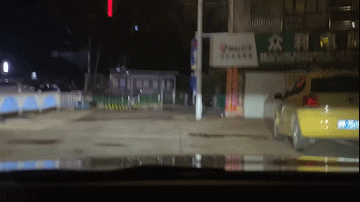 0d3c3c7563444f6cb63a6aa2727c24e3_noop.gif